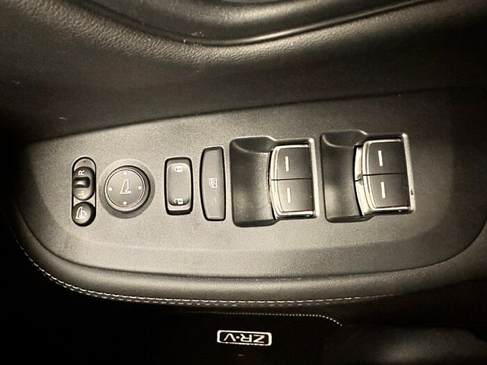 Honda ZR-V e:HEV 2.0 eHEV Elegance 5dr CVT 