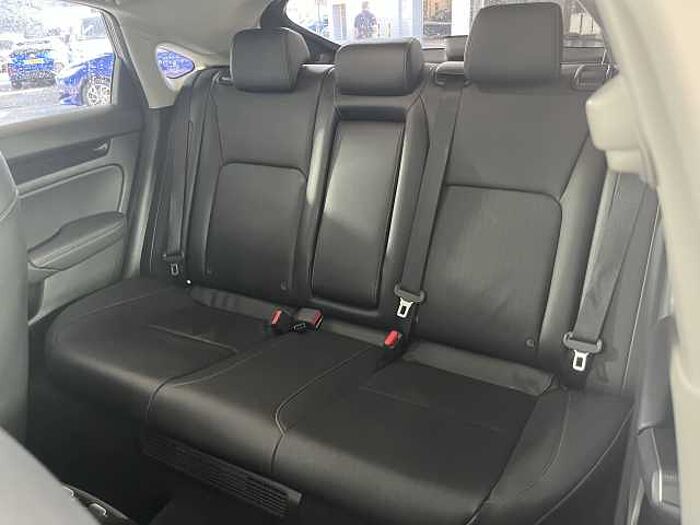 Honda Civic Hybrid 2.0 eHEV Advance 5dr CVT 