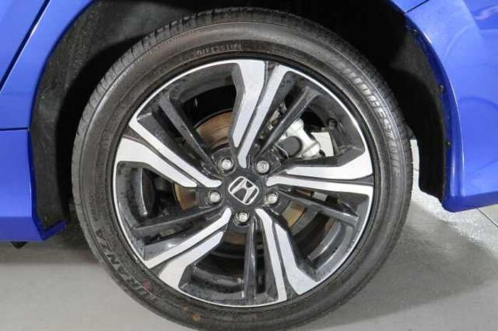 Honda Civic 1.5 VTEC Turbo Prestige 5dr CVT 